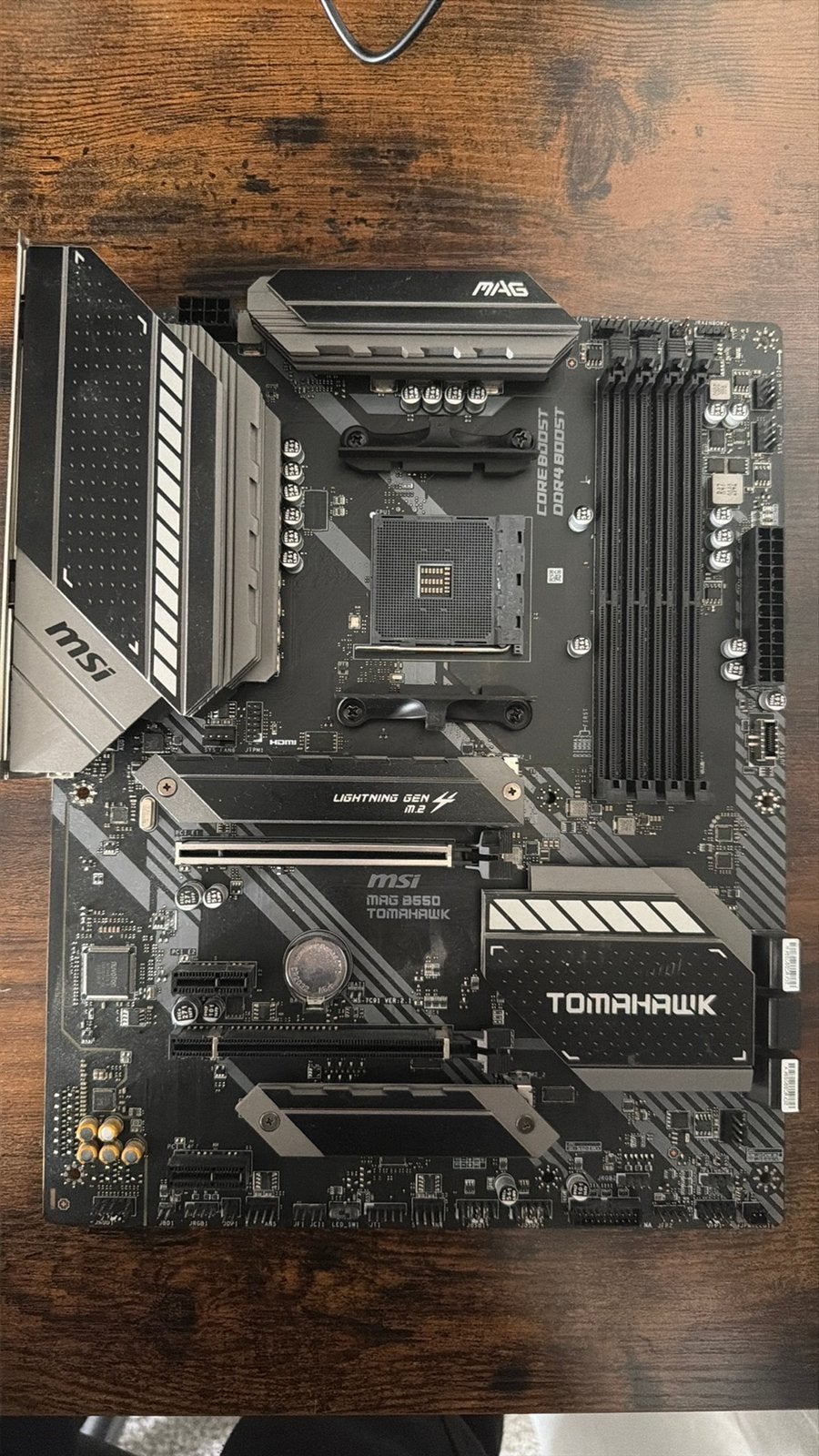 B550 MSI TOMAHAWK, Computers en Software, Ophalen, Zo goed als nieuw, DDR4