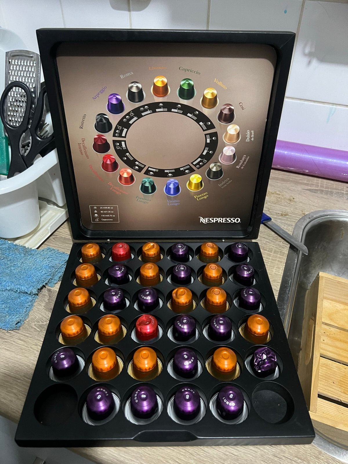 Nespresso Capsulehouder Discovery Box - Zwart, Koffiepads en cups, Gebruikt, Overige modellen, 10 kopjes of meer