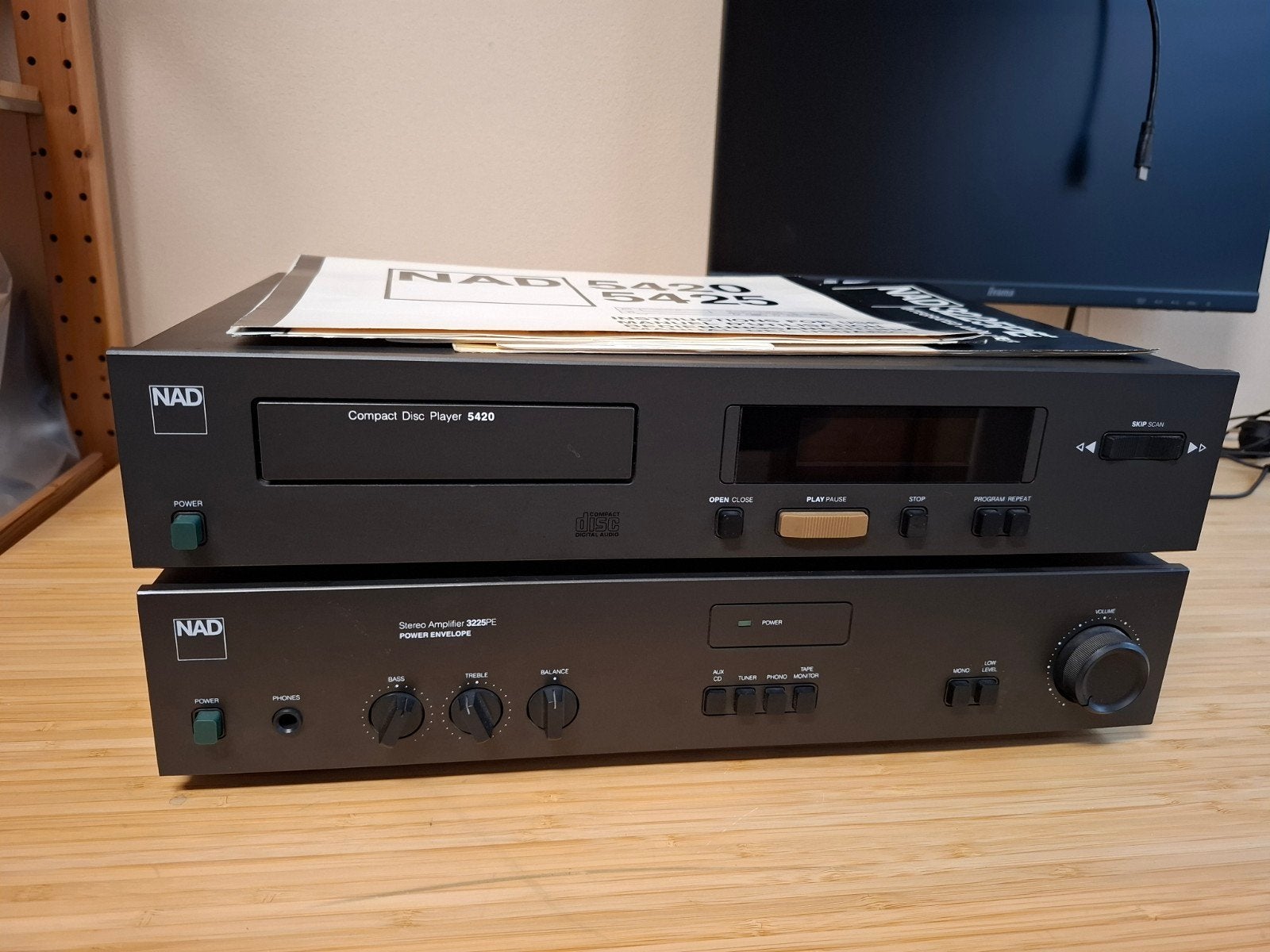 NAD 3225PE versterker met NAD 5420 cd speler, Ophalen, Gebruikt, Overige merken