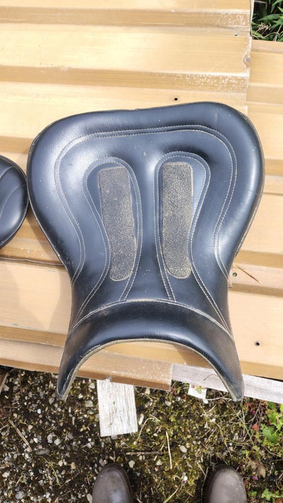 Corbin zadel, Motoren, Ophalen