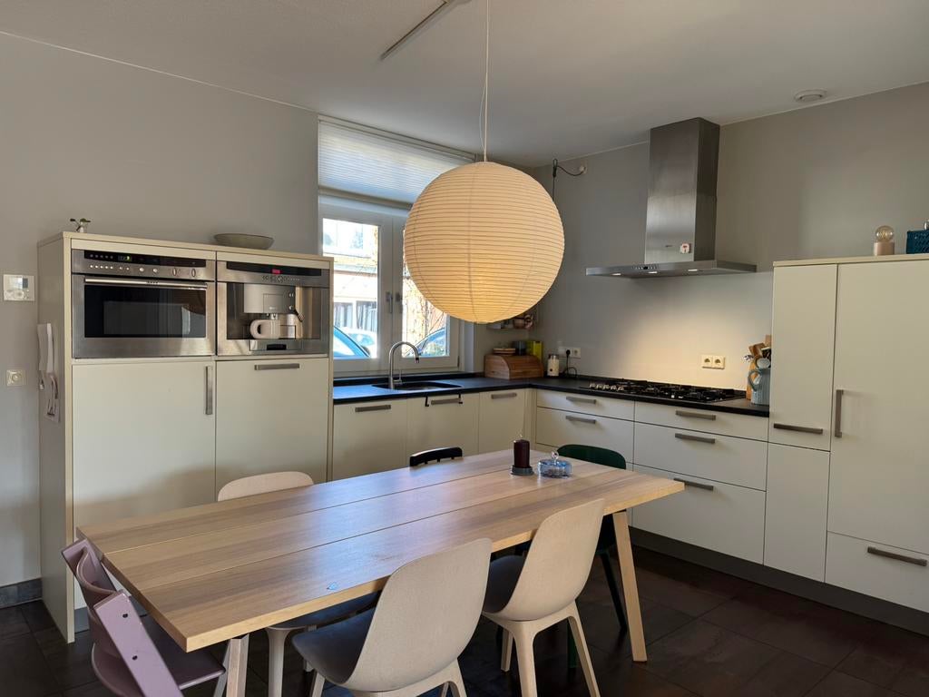 Complete keuken met inbouwapparatuur, Ophalen, Zo goed als nieuw, Graniet of Steen, Hoekkeuken