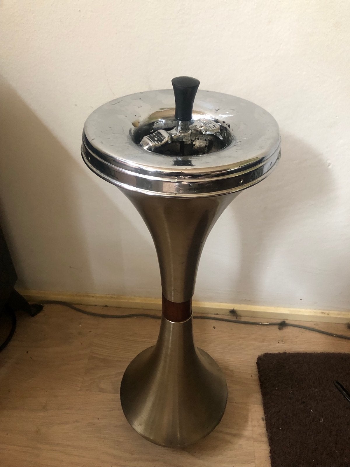 Retro staande asbak - Vintage design, Ophalen of Verzenden, Gebruikt, Asbak