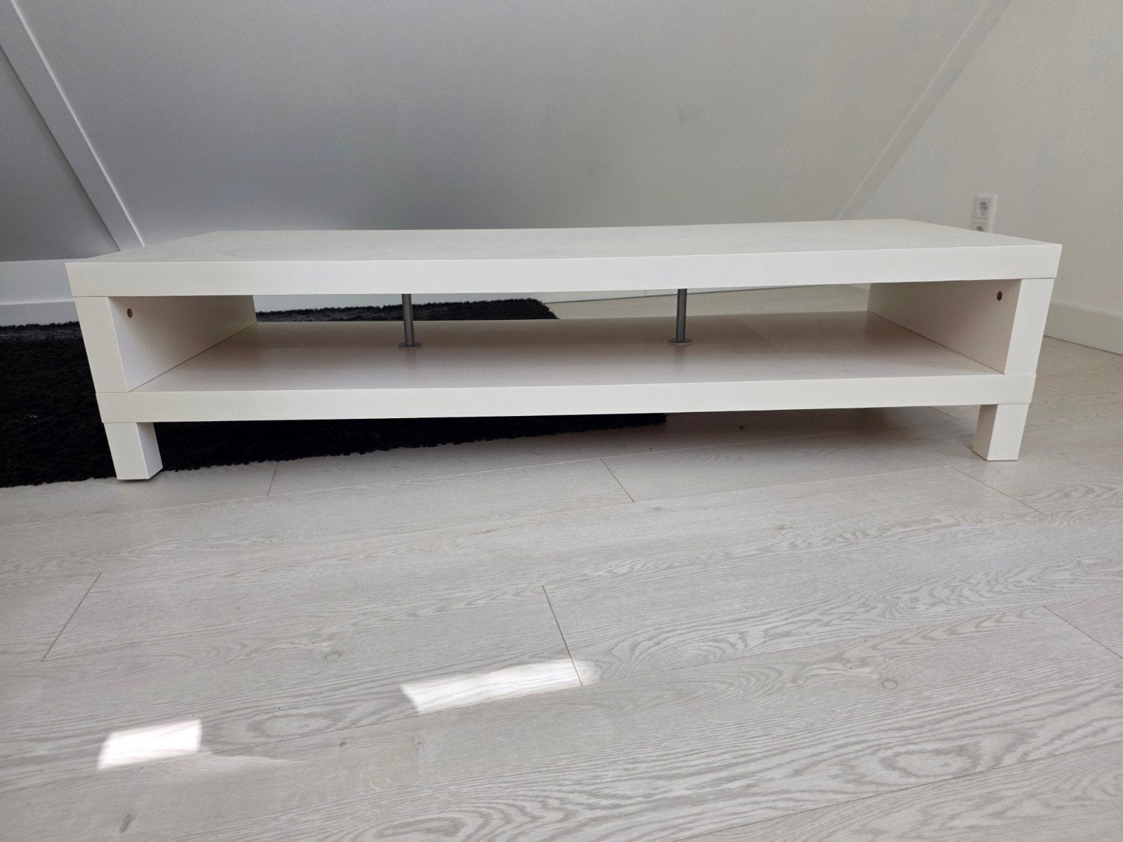 TV meubel wit - nette staat - 149x55x35 cm, Ophalen, Gebruikt, 100 tot 150 cm, Minder dan 100 cm