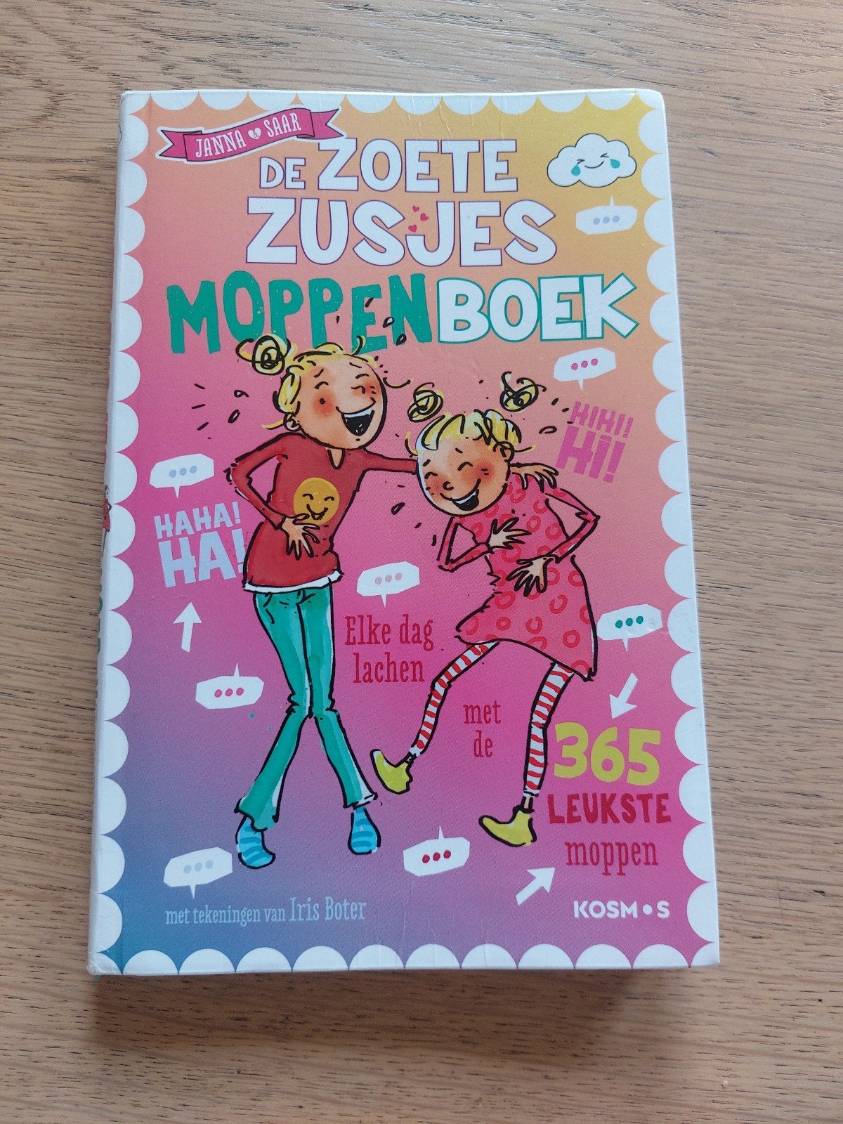 De Zoete Zusjes Moppenboek - 365 leukste moppen, Boeken, Ophalen, Zo goed als nieuw, Janna en Saar, Fictie algemeen