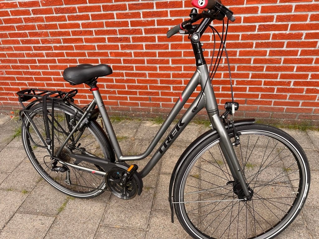 Trek X300 damesfiets zo goed als nieuw, Fietsen en Brommers, Fietsen | Dames | Damesfietsen, Velgrem, Versnellingen, Zo goed als nieuw