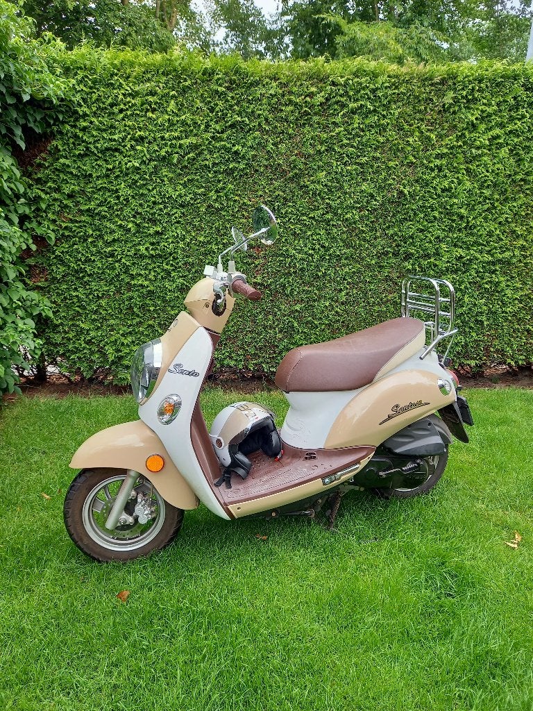 Kymco snorscooter Sento 4takt