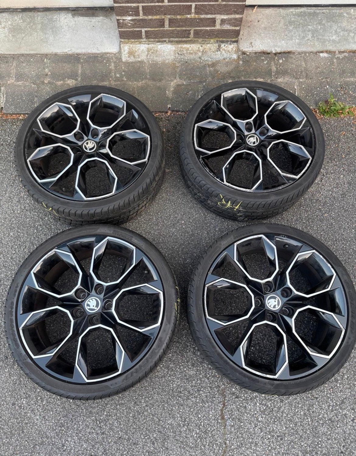Originele Skoda Xtreme 19 inch wielen, Gebruikt, Banden en Velgen, Personenwagen, Ophalen