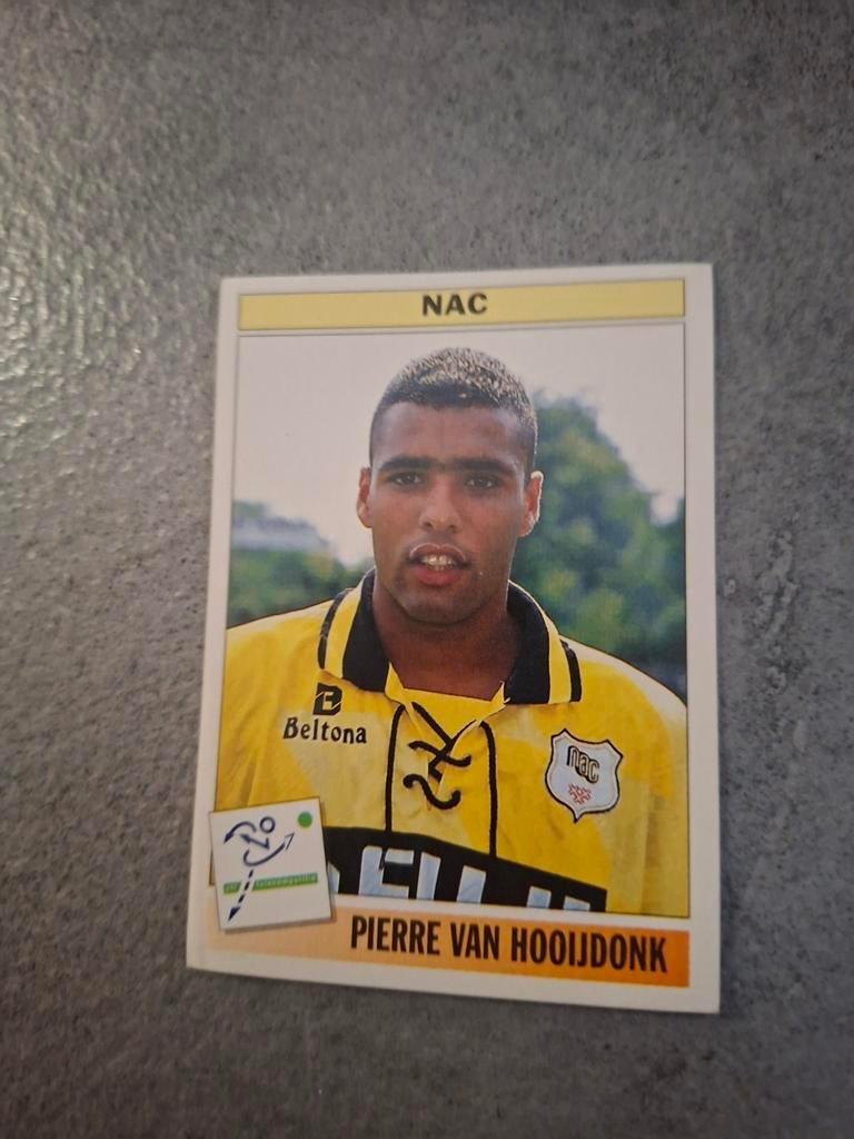 Panini sticker Voetbal 95. Speler Pierre van Hooijdonk NAC., Verzenden, Zo goed als nieuw, Sticker