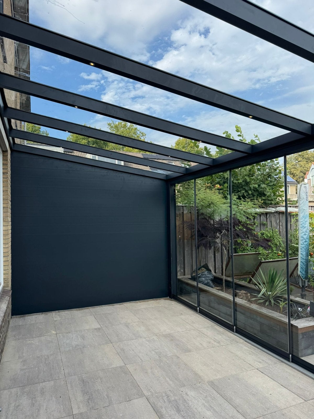 Moderne Veranda met Glazen Schuifwanden, Ophalen, Zo goed als nieuw, Veranda