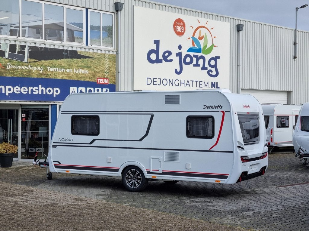 Dethleffs Nomad 460 EL First Edition, Standaardzit, Schokbreker, Bedrijf, Tot en met 3