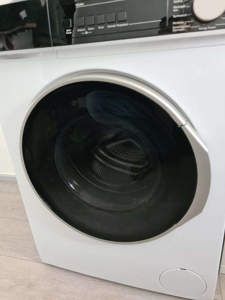 Sharp 8kg 1400 rpm buitenkans., Ophalen, 1200 tot 1600 toeren, 85 tot 90 cm