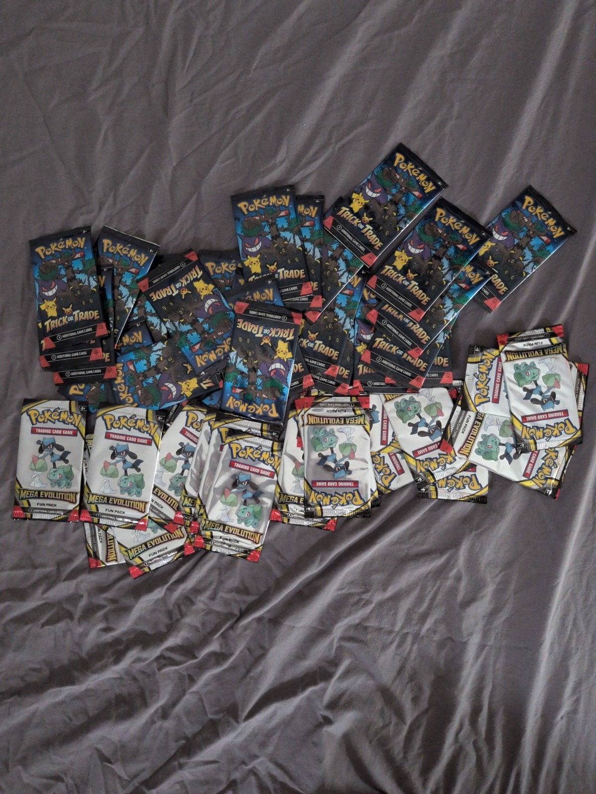 Pokémon Boosterpacks - Trick or Trade & Mega Evolution, Ophalen of Verzenden, Nieuw, Booster