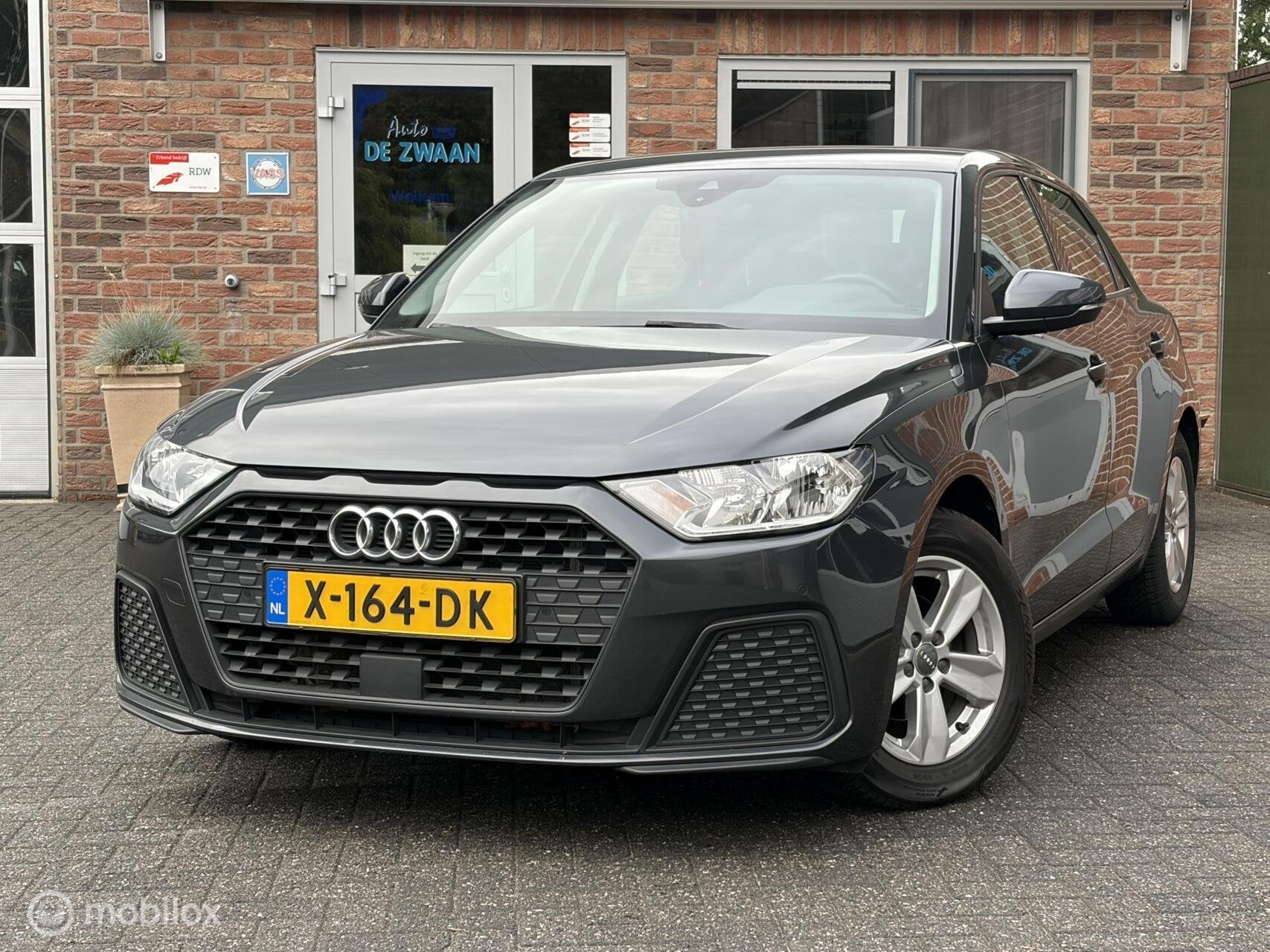 Audi A1 Sportback 25 TFSI Pro Line|Virtueel Cockpit|Parkeers, Auto's, Voorwielaandrijving, Euro 6, 95 pk, Bedrijf