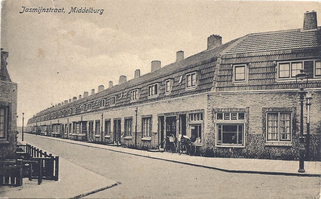 Middelburg Jasmijnstraat met fiets en Transportfiets, Verzenden, 1920 tot 1940, Ongelopen, Zeeland