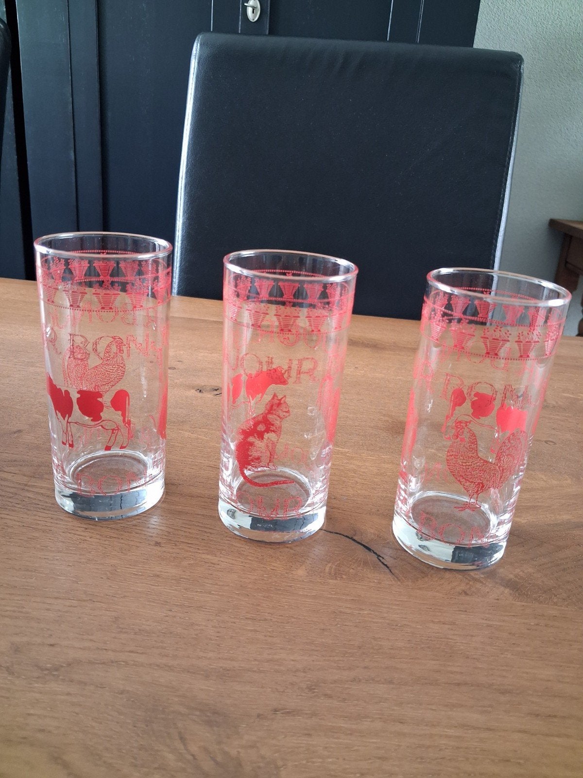 Vintage red "French Country" boerderij glazen 3 stuks, Ophalen of Verzenden, Zo goed als nieuw, Bierglas