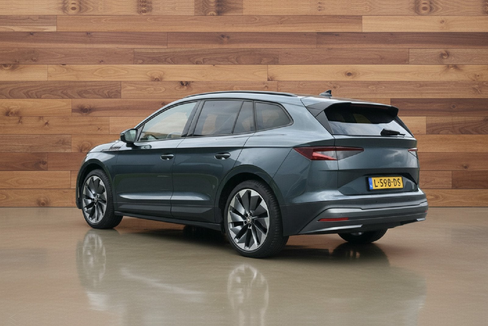 Skoda Enyaq iV 60, Automaat, Achterwielaandrijving, Gebruikt, Huisgarantie