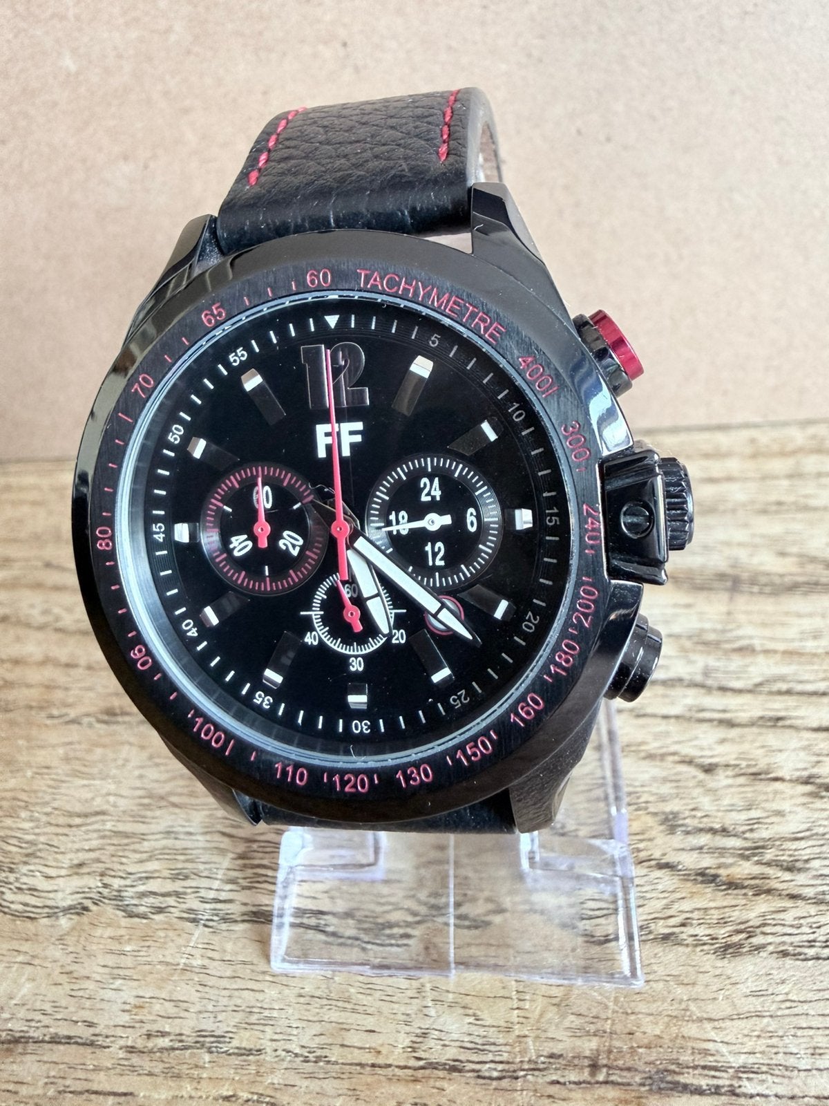 Leuke sportklok  met chrono te koop., Zwart, Ophalen of Verzenden, Zo goed als nieuw, Waterdicht