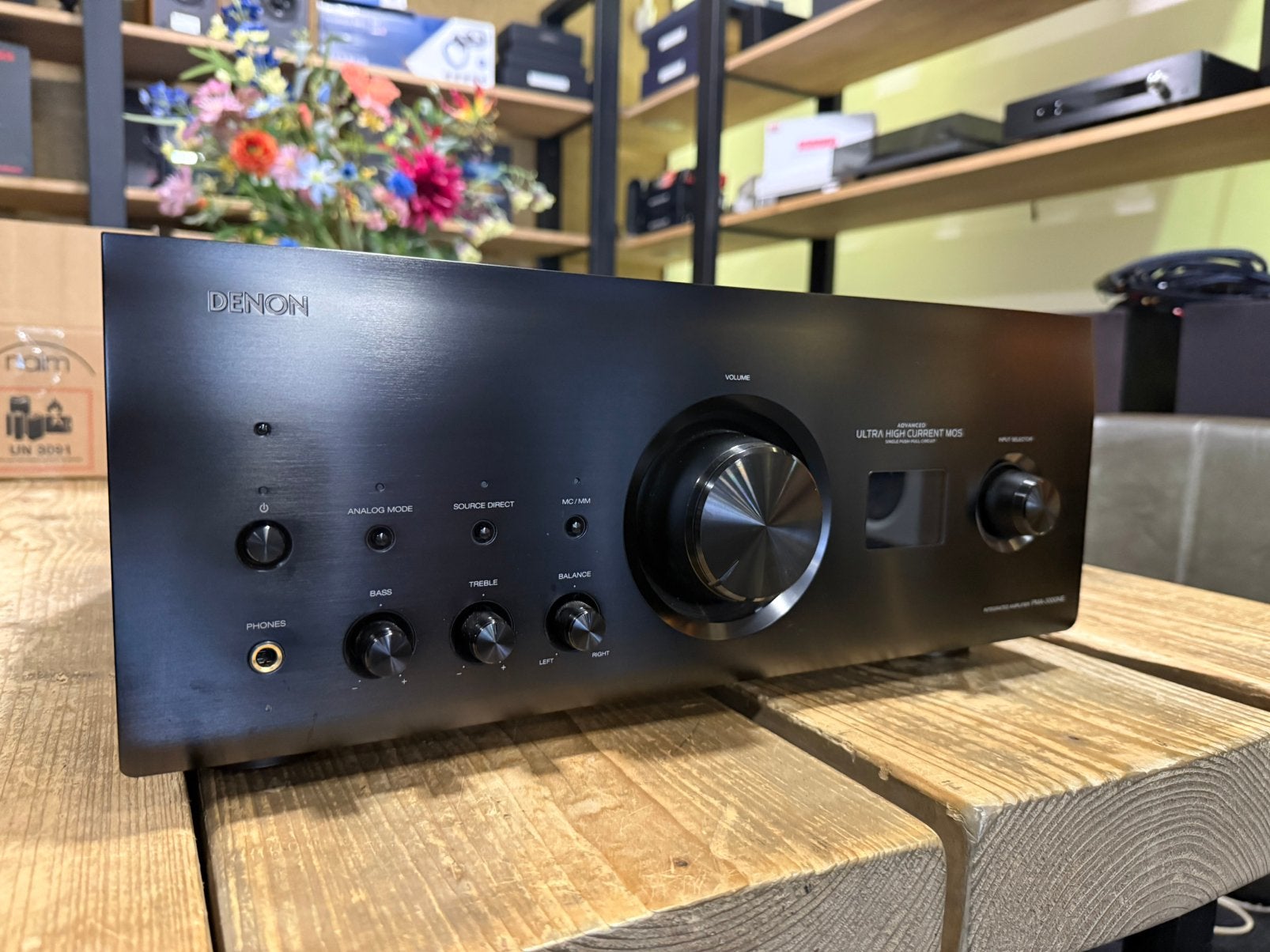 Denon PMA-3000NE, Denon, Nieuw, Ophalen of Verzenden, 120 watt of meer