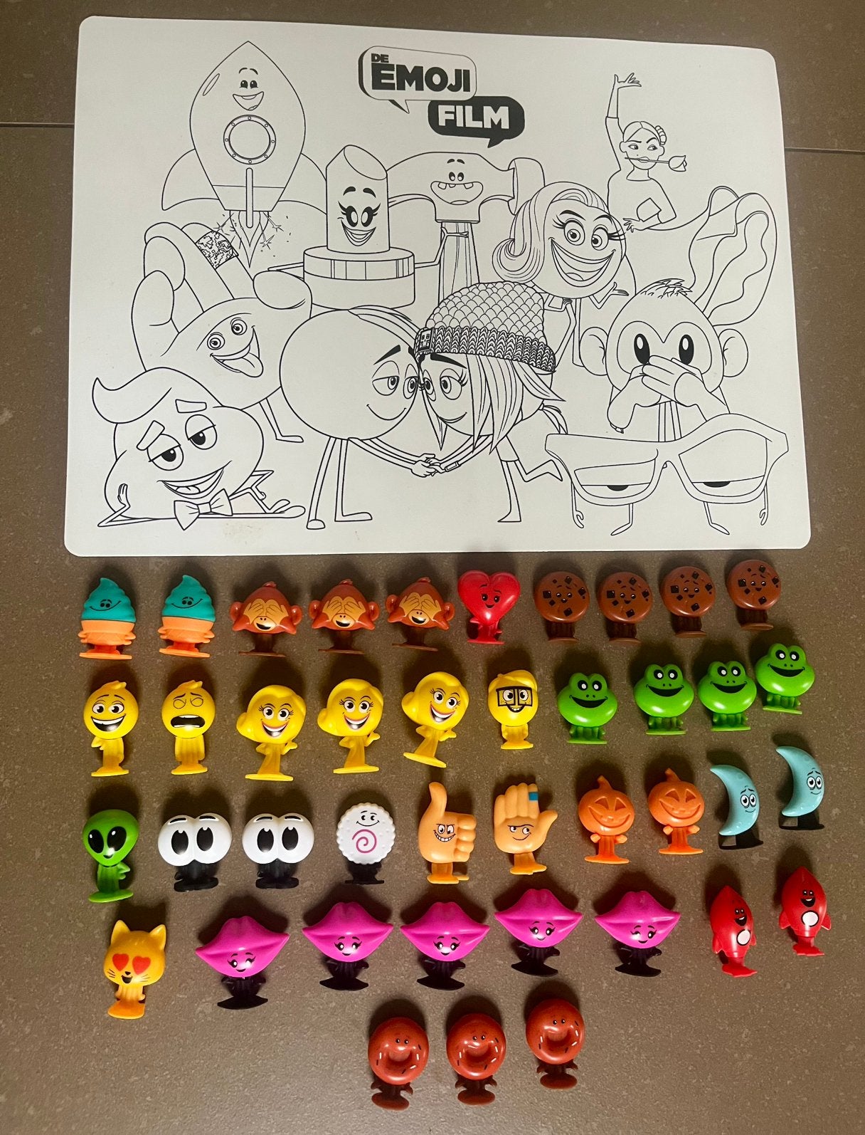 Plus Emoji movie - emoji pennen en placemat, Verzamelen, Ophalen of Verzenden