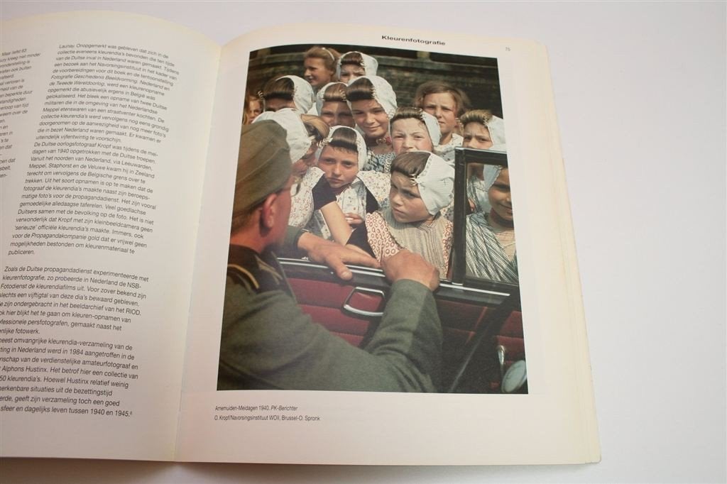 Fotografie in Bezettingstijd — Tentoonstelling RIOD [1993], Ophalen of Verzenden, Tweede Wereldoorlog, Gelezen, Overige onderwerpen