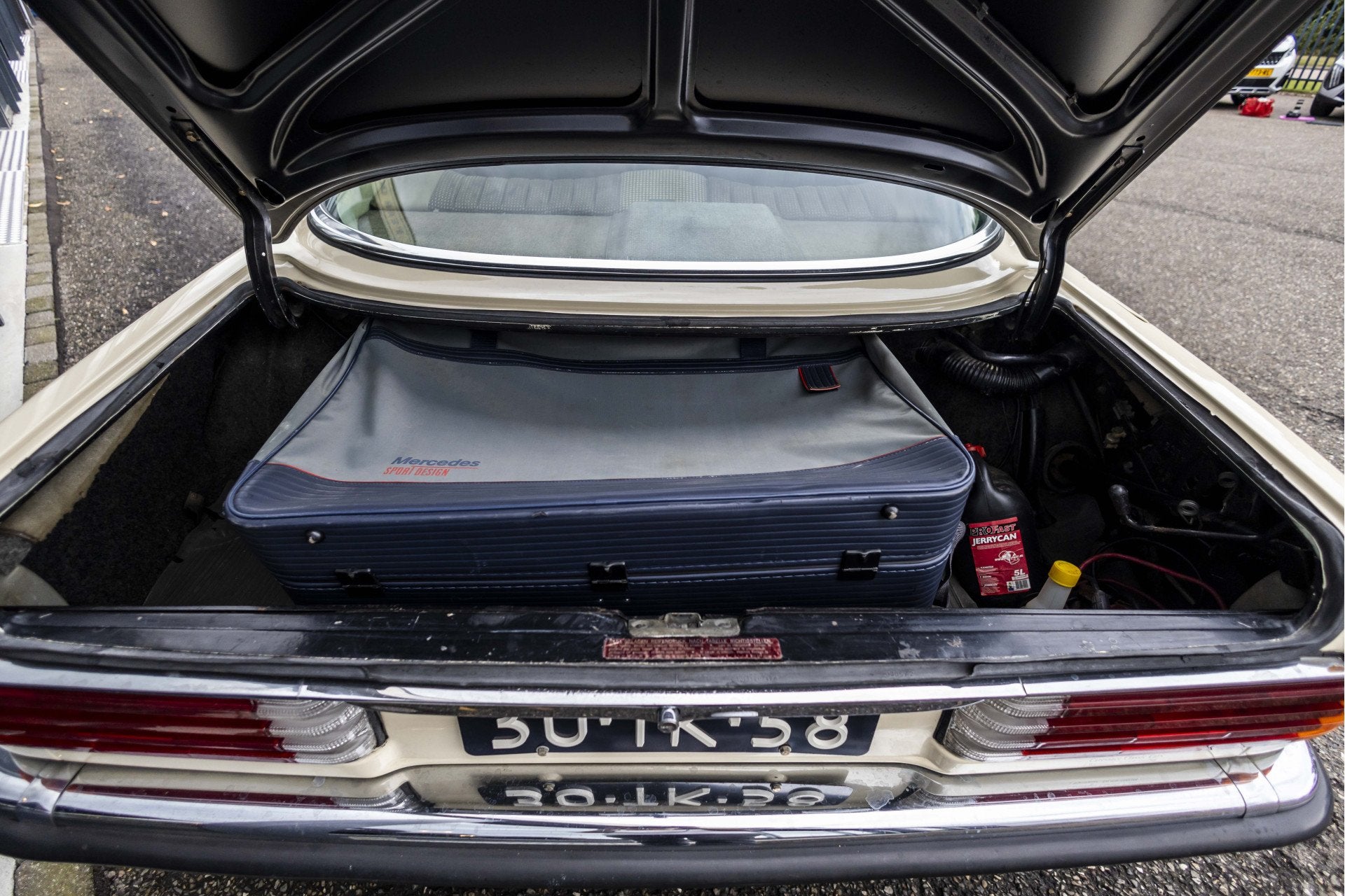 Mercedes-Benz SL-Klasse 280 SLC coupé (bj 1975, automaat), foto 8