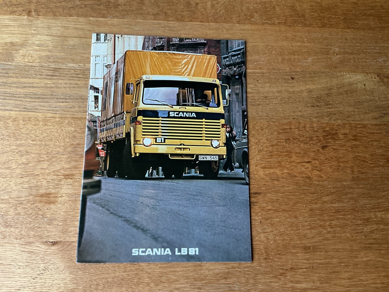 Scania LB81 brochure - 1975 type Henk Wijngaard, Ophalen of Verzenden, Gelezen