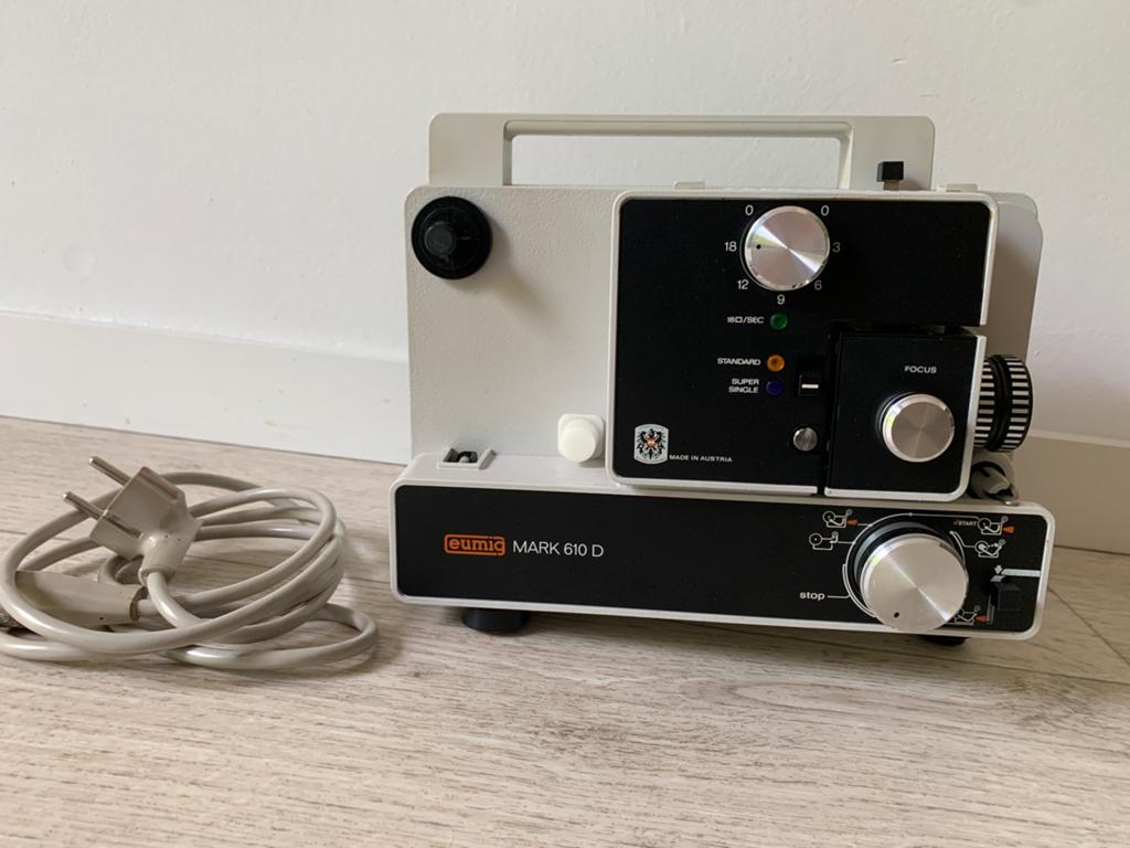 Eumig Mark 610 D filmprojector in koffer, Ophalen of Verzenden, 1940 tot 1960, Projector