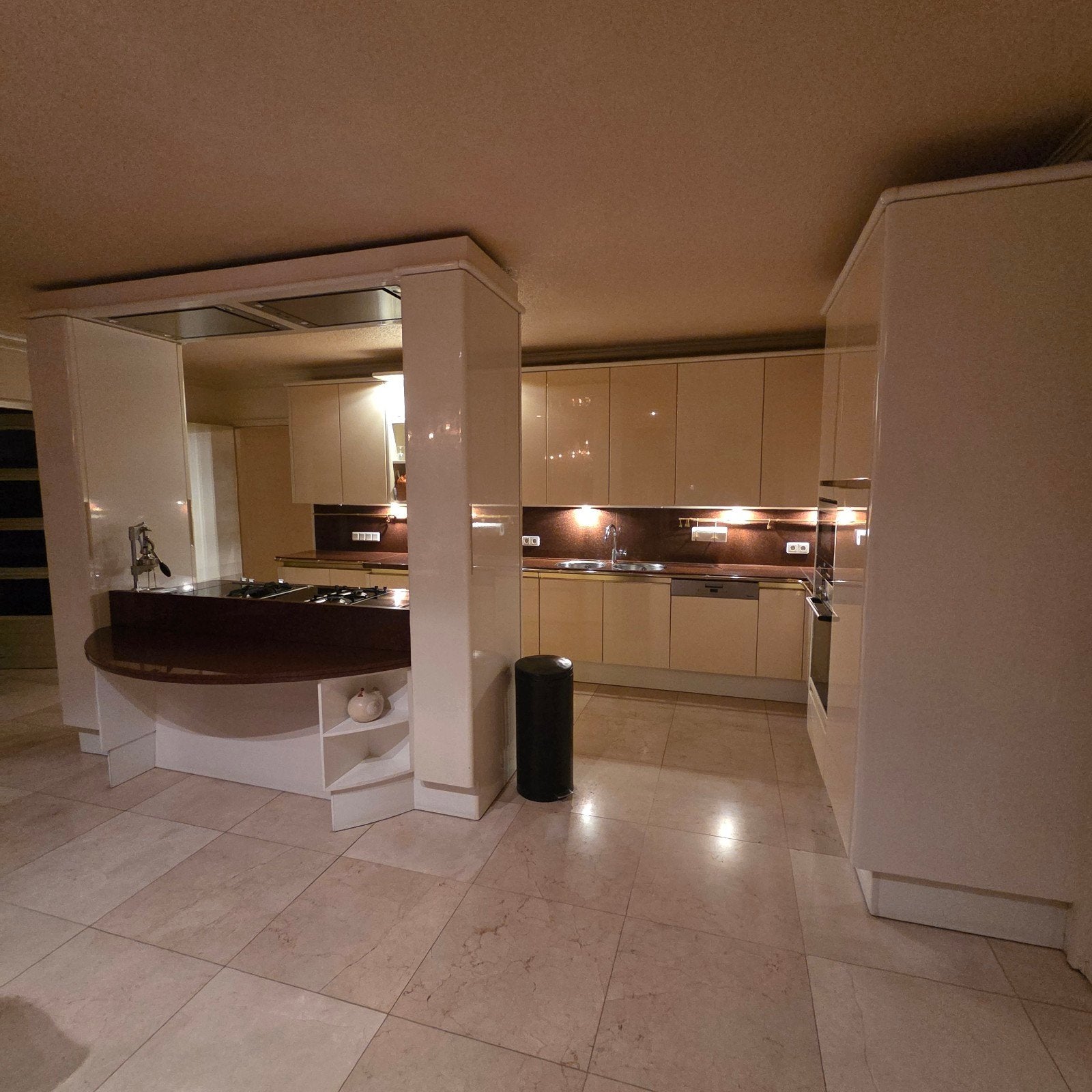 Siematic keuken geheel compleet met inbouw topstaat, Wit, Graniet of Steen, Ophalen of Verzenden, Zo goed als nieuw