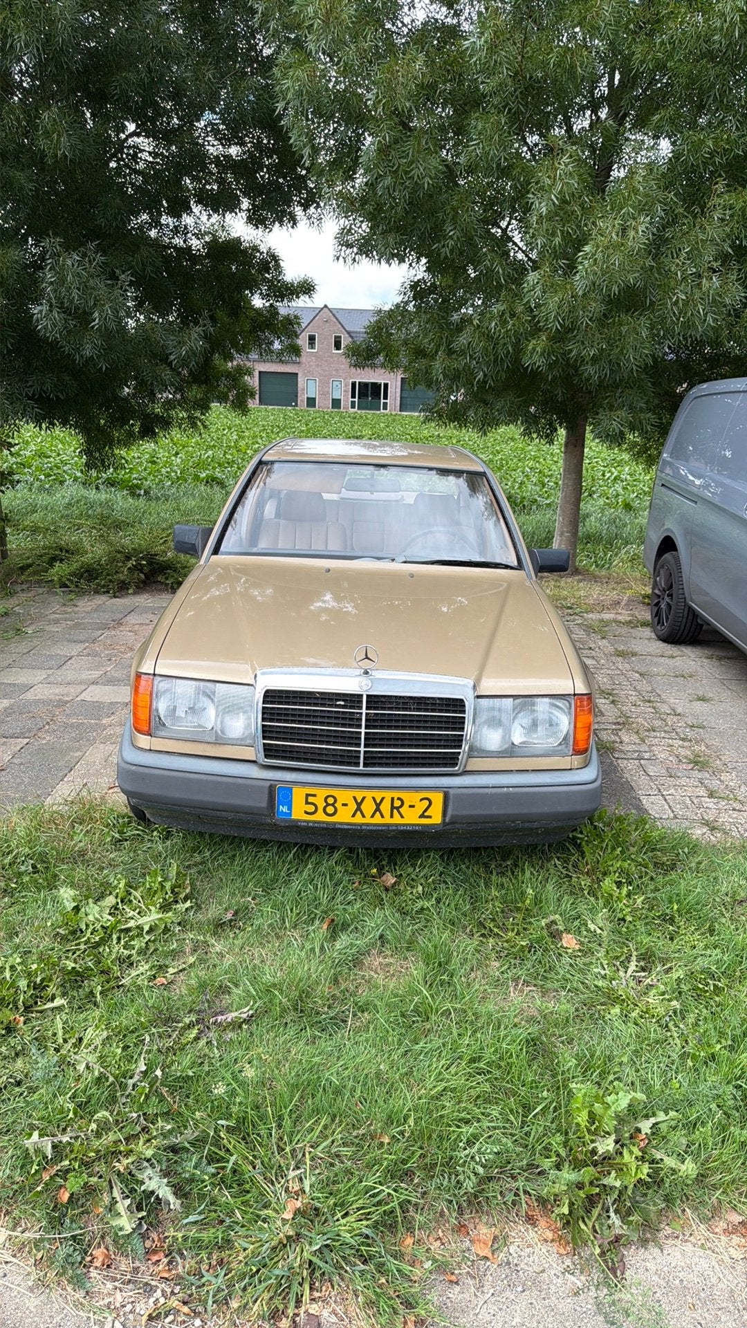 Mercedes-Benz 200-Serie 2.6 260 E K6 1986 Bruin, Auto's, Achterwielaandrijving, Bruin, Handgeschakeld, Particulier