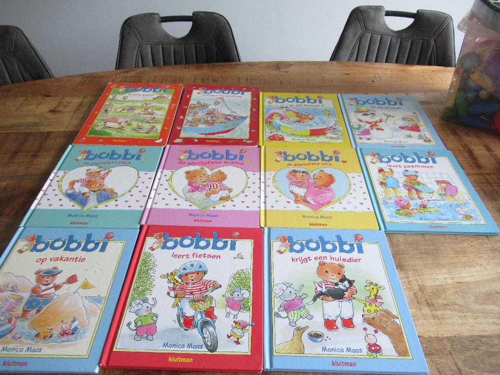 11 verschillende als nieuwe Bobbi boekjes. (groot), Ophalen of Verzenden, Zo goed als nieuw, Monica Maas; Ingeborg Bijlsma, 3 tot 4 jaar