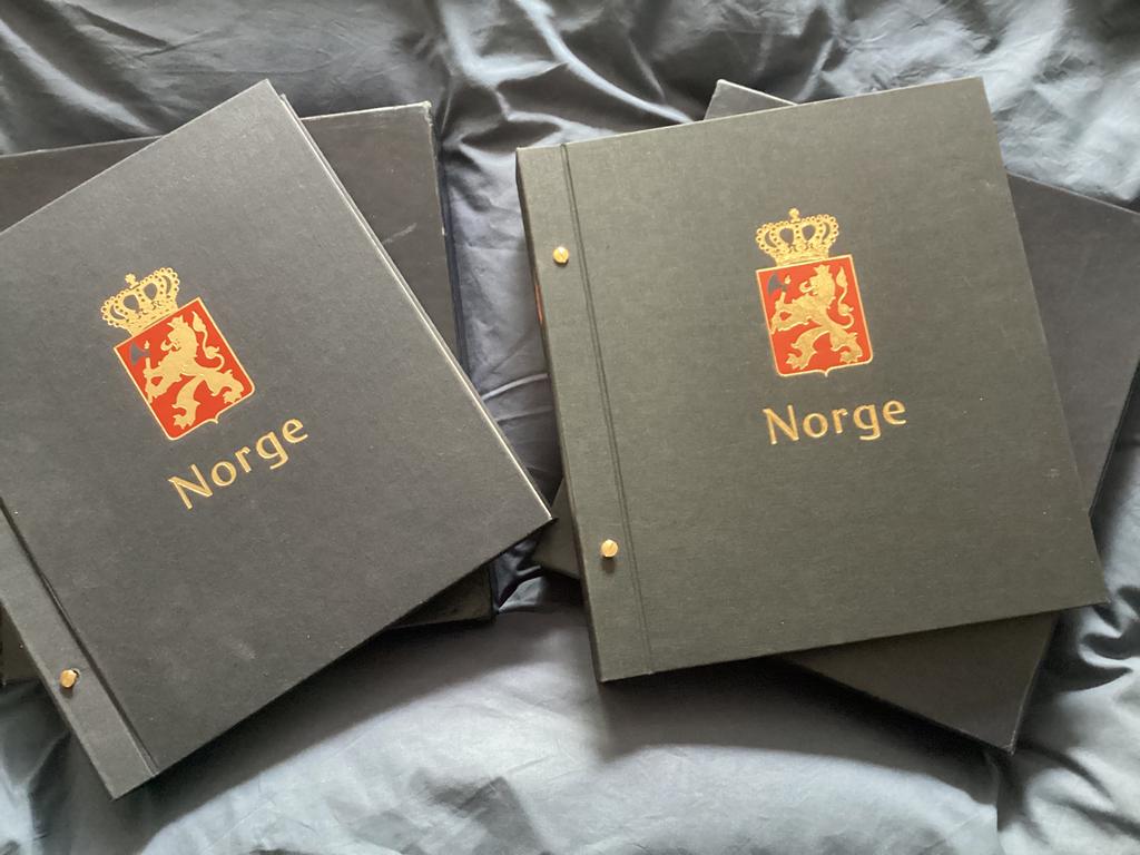Noorwegen in 2 Davo albums, Postzegels en Munten, Ophalen of Verzenden, Buitenland