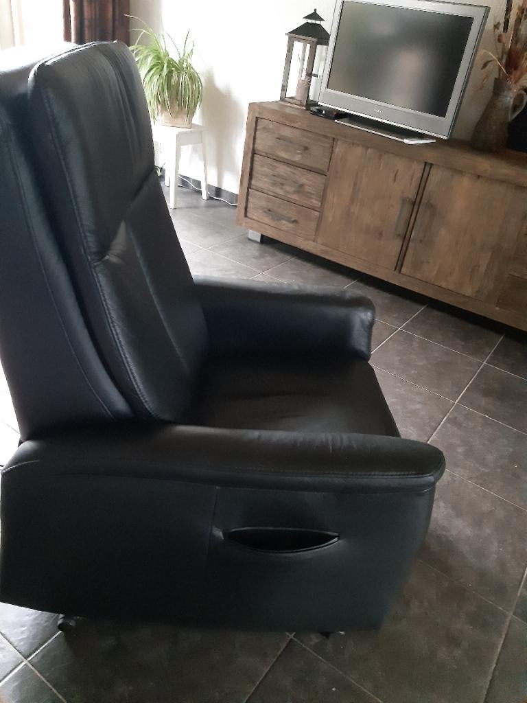 Fauteuil, Huis en Inrichting, Fauteuils, Ophalen, Zo goed als nieuw, 50 tot 75 cm, Leer