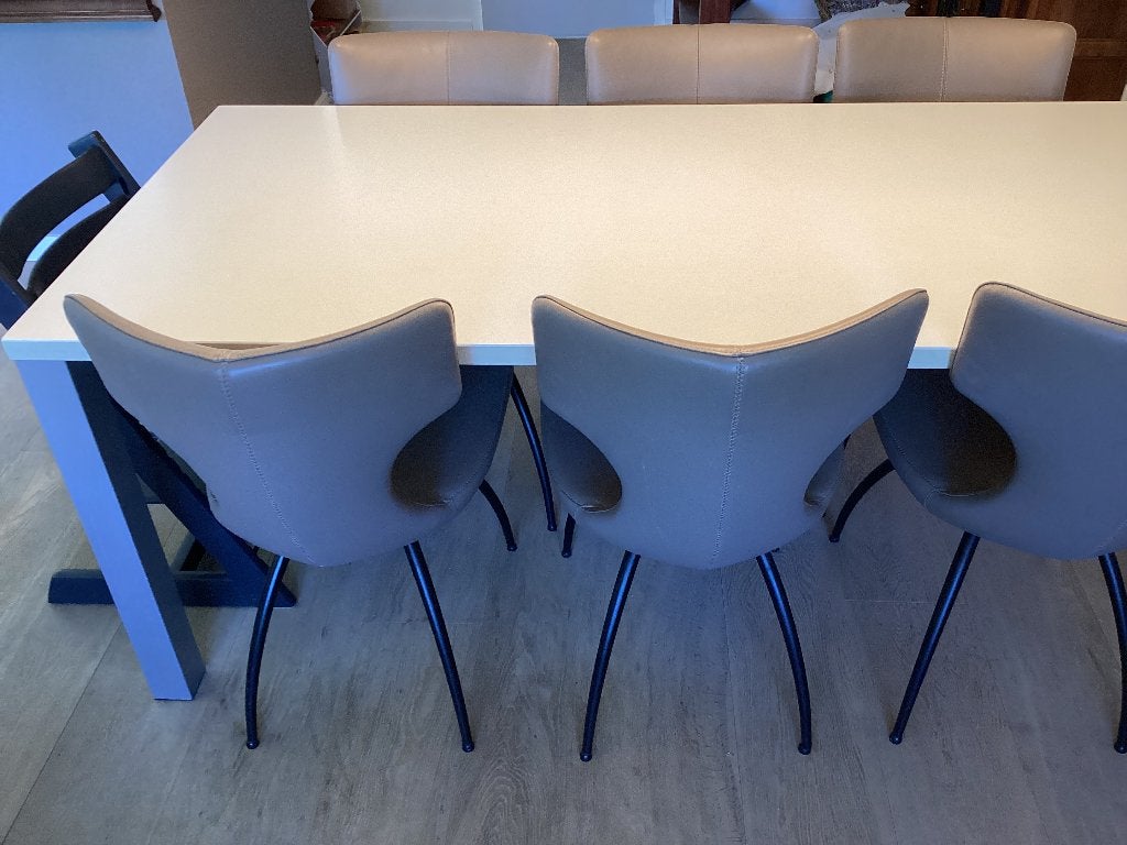 Eettafel 180x 90 cm. Wit blad, grijze metalen poten, 75 cm h, Huis en Inrichting, Tafels | Eettafels, Ophalen, Gebruikt, Overige materialen