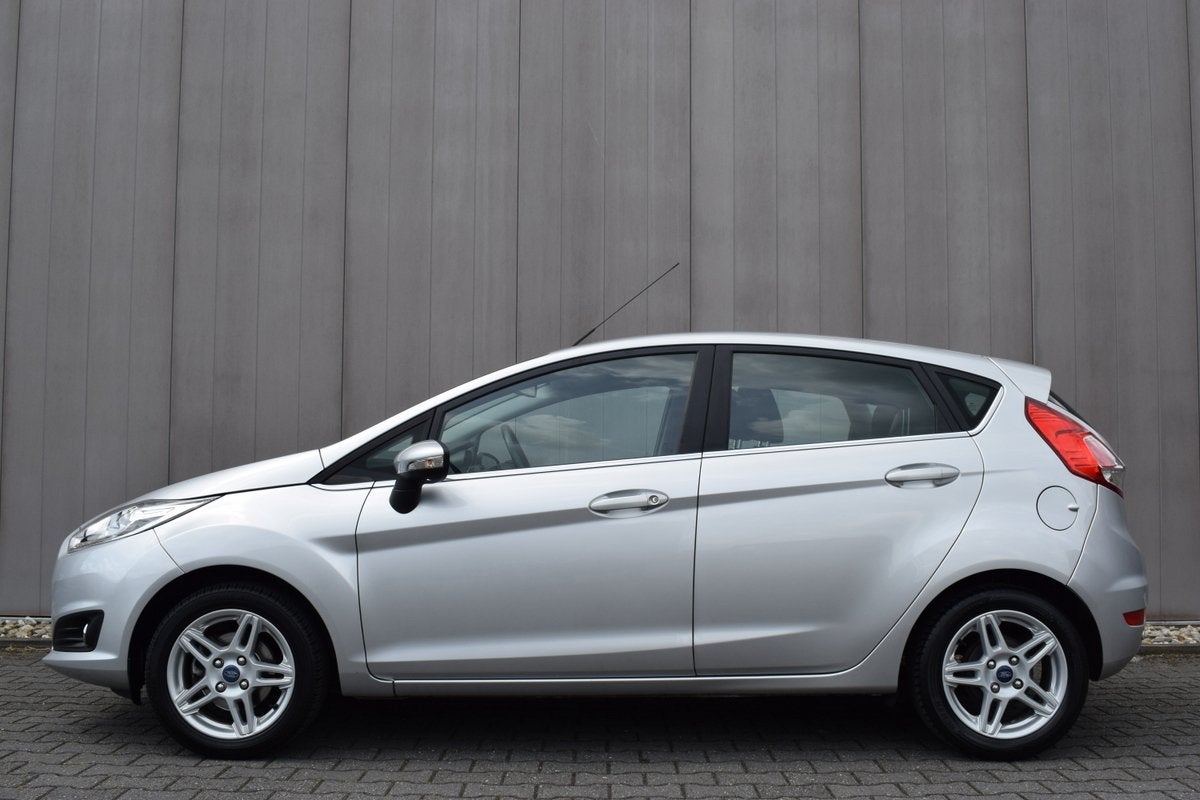 Ford Fiesta 1.0 EcoBoost Titanium Full Map Navi | ECC | Tele, Auto's, Voorwielaandrijving, Euro 5, Met garantie (alle), 23 km/l