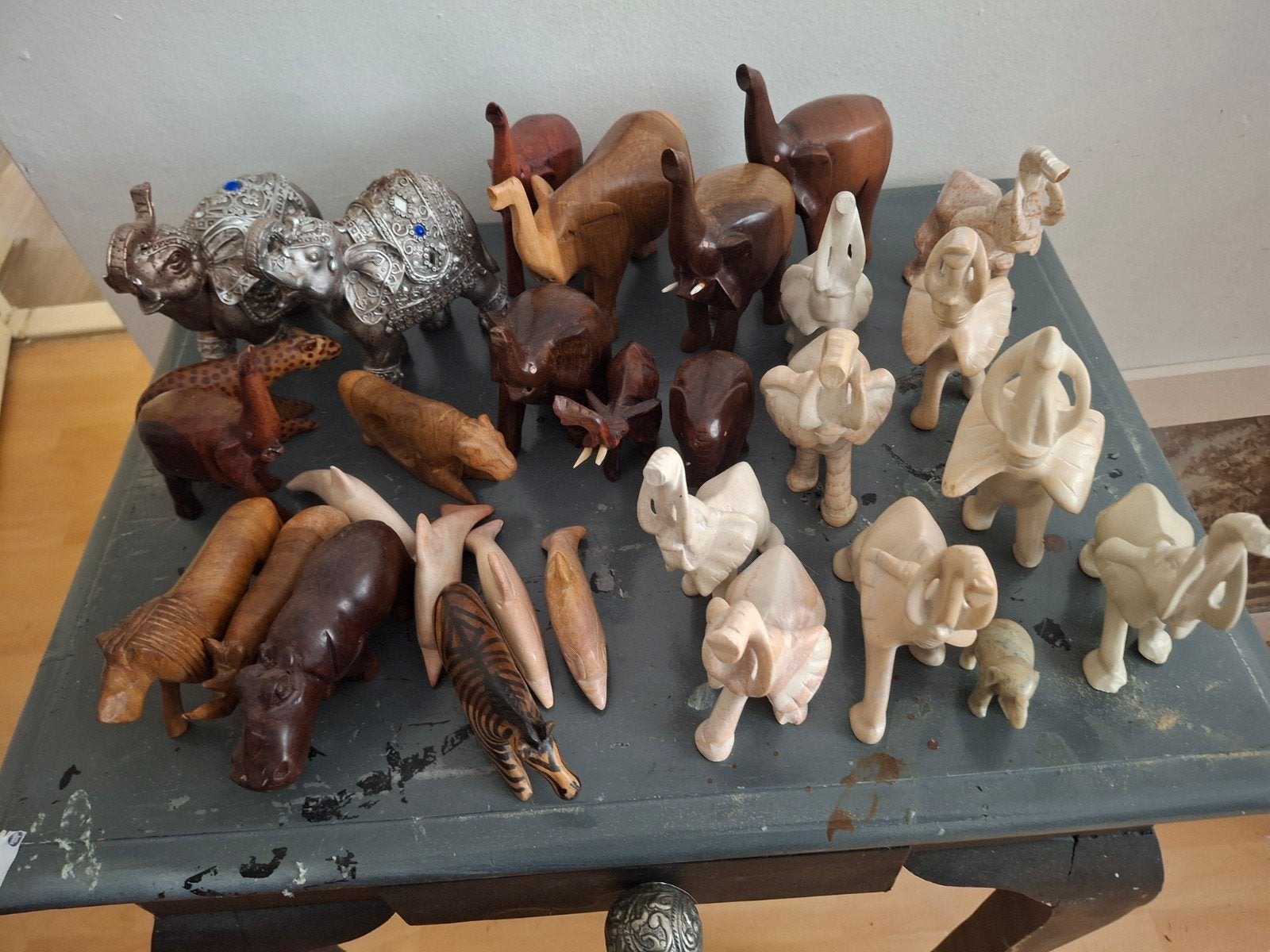 Verzameling handgesneden dierenbeeldjes, Ophalen of Verzenden, Gebruikt, Dier