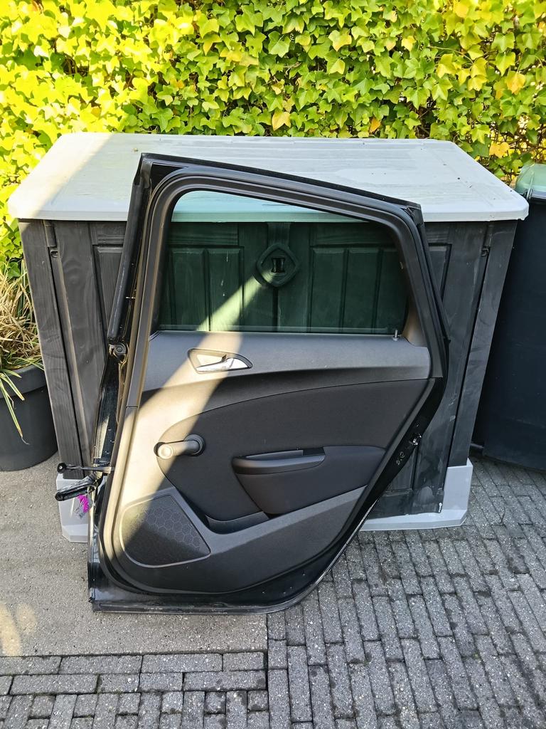 Opel Astra K 2015 Hatchback Deur Zwart rechts achter, Auto-onderdelen, Carrosserie en Plaatwerk, Ophalen of Verzenden, Gebruikt