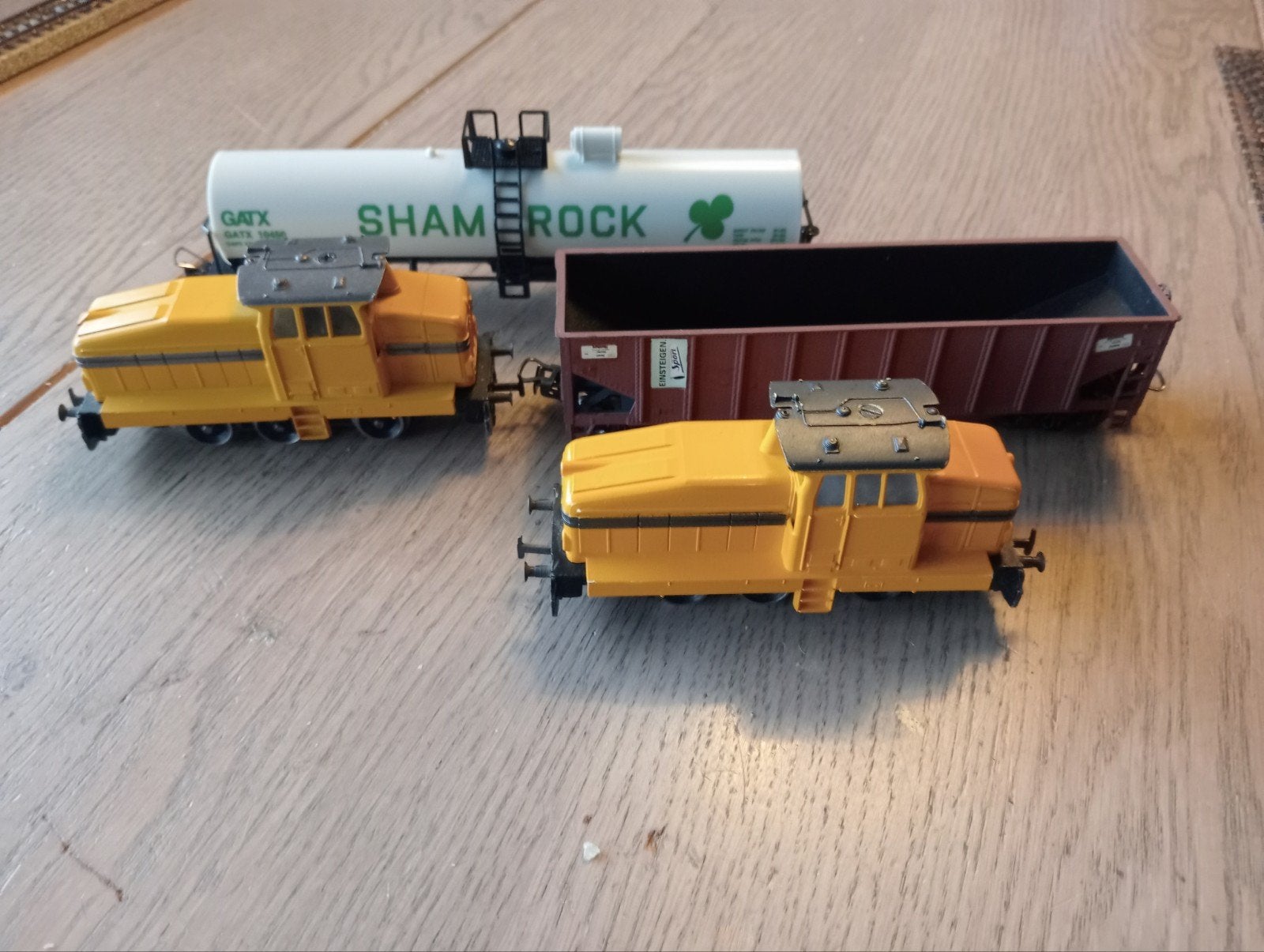 2 Märklin treinen getest met 2 wagons, Hobby en Vrije tijd, Ophalen of Verzenden