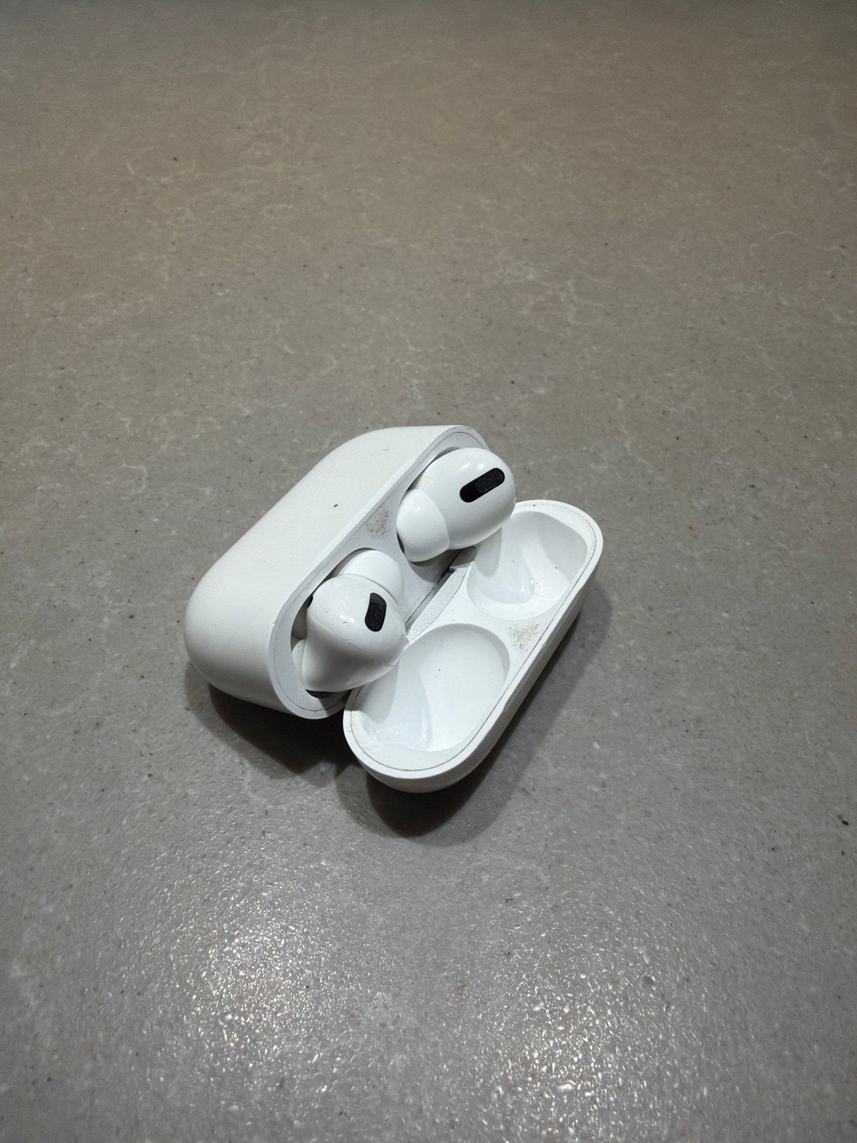 Apple AirPods Pro 1e generatie met oplaadcase, Audio, Tv en Foto, Koptelefoons, In-ear, Gebruikt, Bluetooth, Ophalen of Verzenden