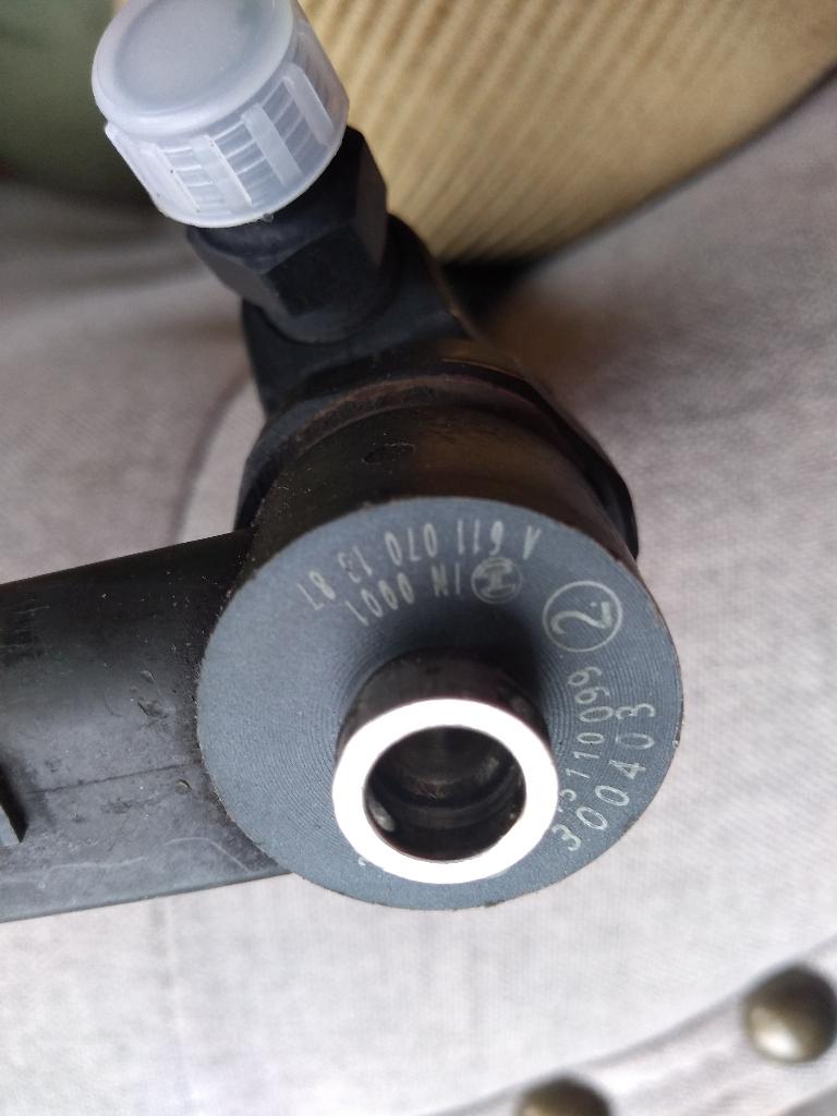 injector Mercedes w210 200CDI 2001 j, Ophalen of Verzenden, Gereviseerd, Mercedes-Benz