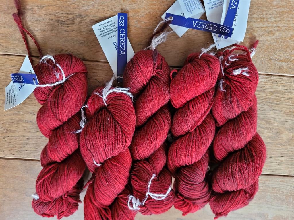 Malabrigo Arroyo Wol - Kleur Cereza (033), Ophalen of Verzenden, Nieuw, Breien of Haken, Wol of Garen