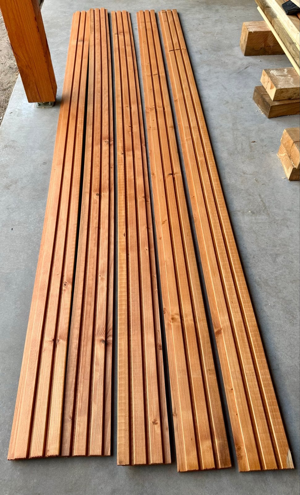 5x Triple profiel planken Red Class Wood, Lariks gebeitst, Ophalen, 25 tot 50 mm, Nieuw, Plank