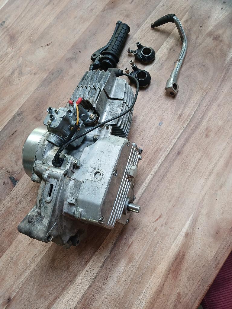 Puch maxi 2 speed blok z50 blok bing kickstart, Fietsen en Brommers, Brommeronderdelen | Puch, Ophalen of Verzenden, Gebruikt