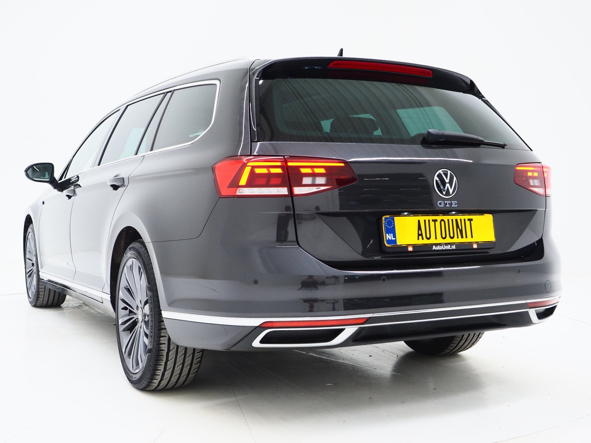 Volkswagen Passat Variant 1.4 TSI PHEV GTE | Panoramadak | L, Gebruikt, Zwart, 4 cilinders, Hybride Elektrisch/Benzine