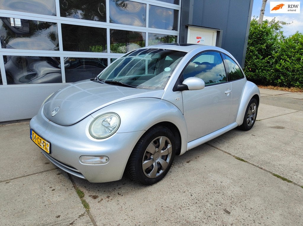 Volkswagen New Beetle 1.9 TDI Highline, Auto's, Volkswagen, Voorwielaandrijving, Stof, Gebruikt, Beetle (Kever)