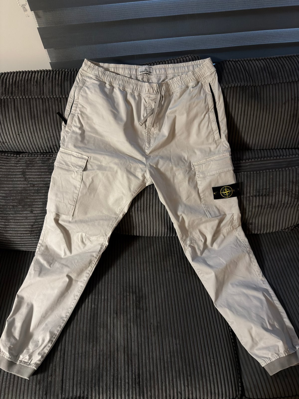Stone island cargo broek w38, Kleding | Heren, Broeken en Pantalons, Ophalen, Zo goed als nieuw, Maat 56/58 (XL), Zwart