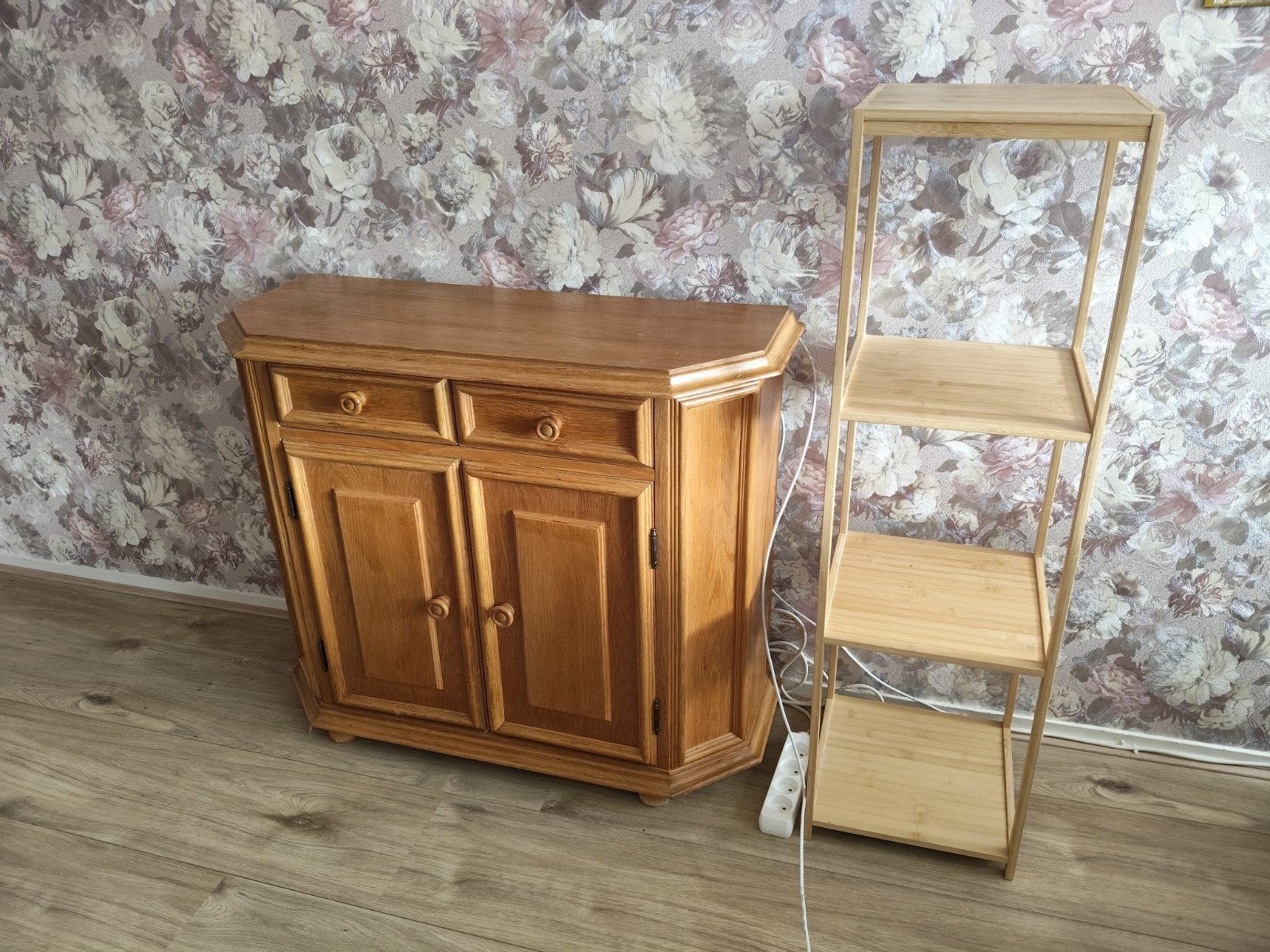 Gratis  af te halen diverse  meubelen, Ophalen, Gebruikt, Hout, 10 m² of meer