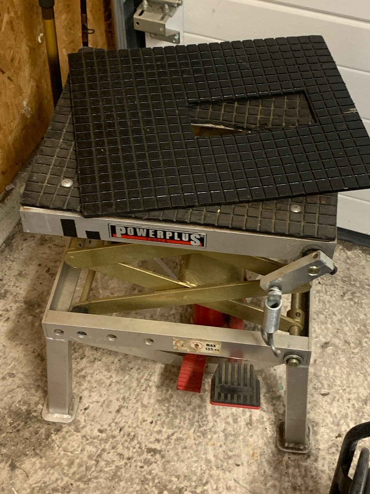Powerplus Schaarkrik - Max 135 kg, Auto diversen, Krikken, Ophalen, Gebruikt, Manueel, Schaarkrik