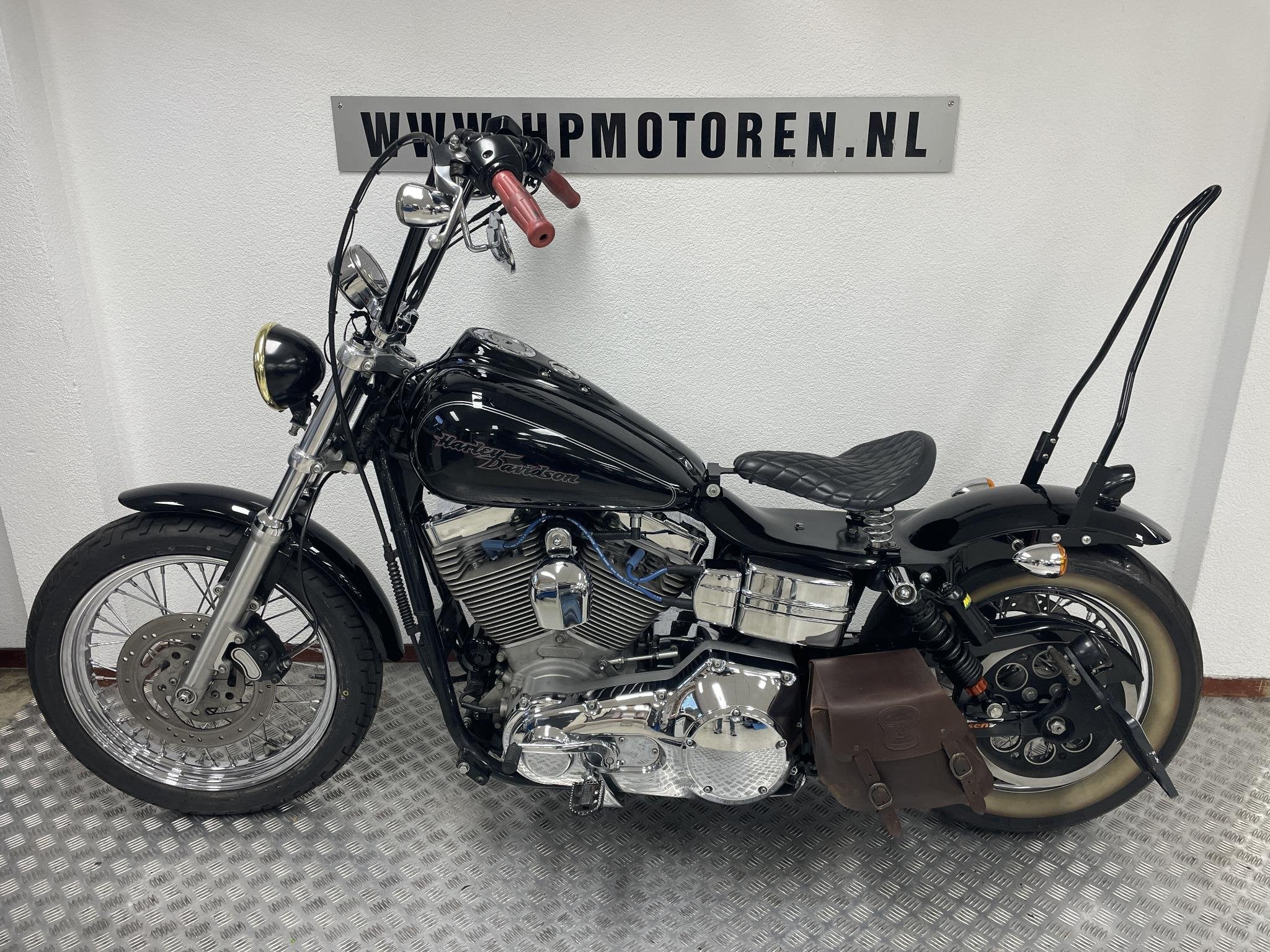 Harley Davidson FXDC DYNA SUPER GLIDE SPECIAL BOBBER 1450 BO, Motoren, Laan van Vredenoord 33
2289 DA  Rijswijk, NL, H-DCUSTOMERSERVICE@Harley-Davidson.com