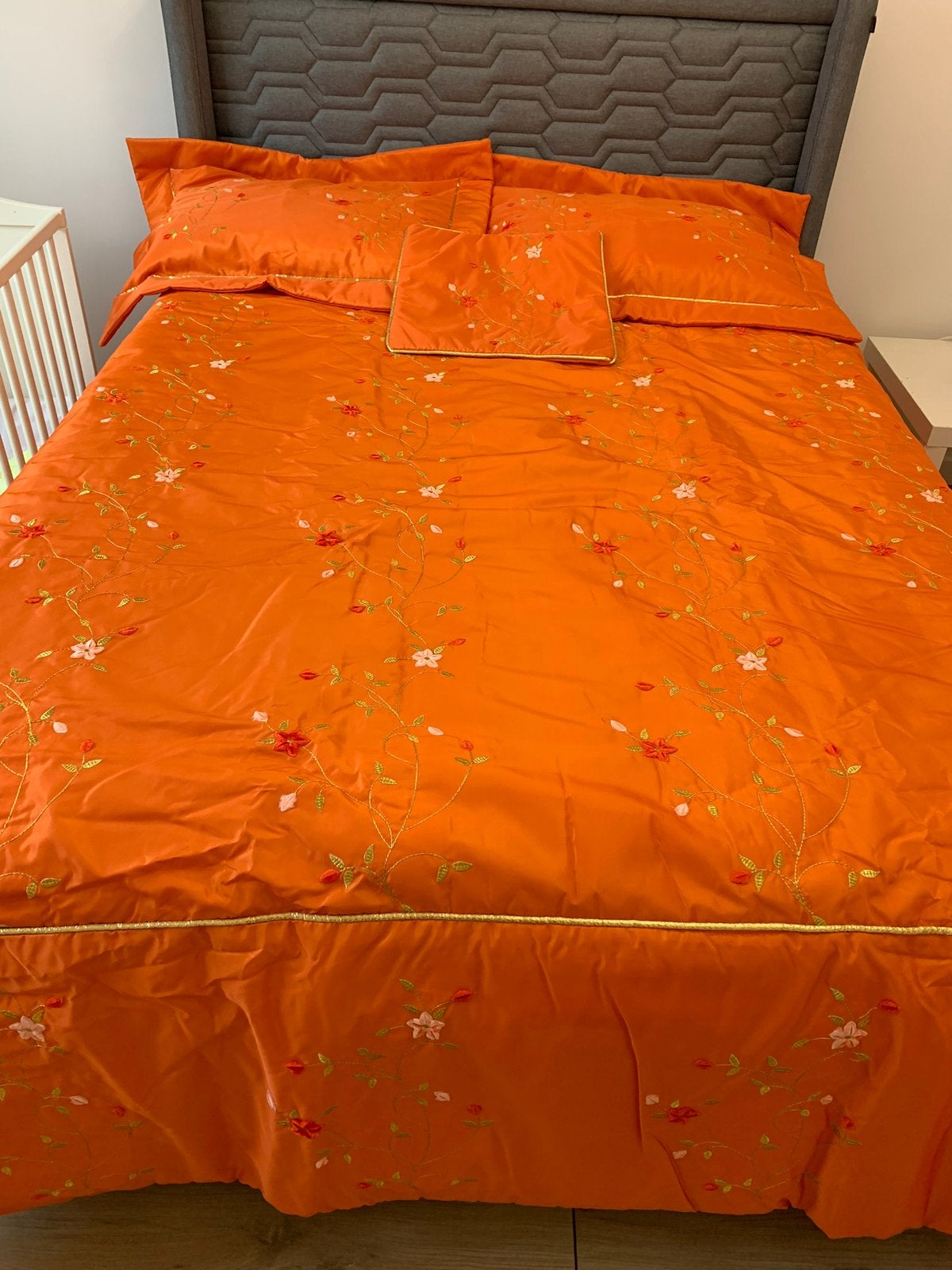 Nieuw beddensprei, Oranje, Ophalen of Verzenden, Sprei, Nieuw