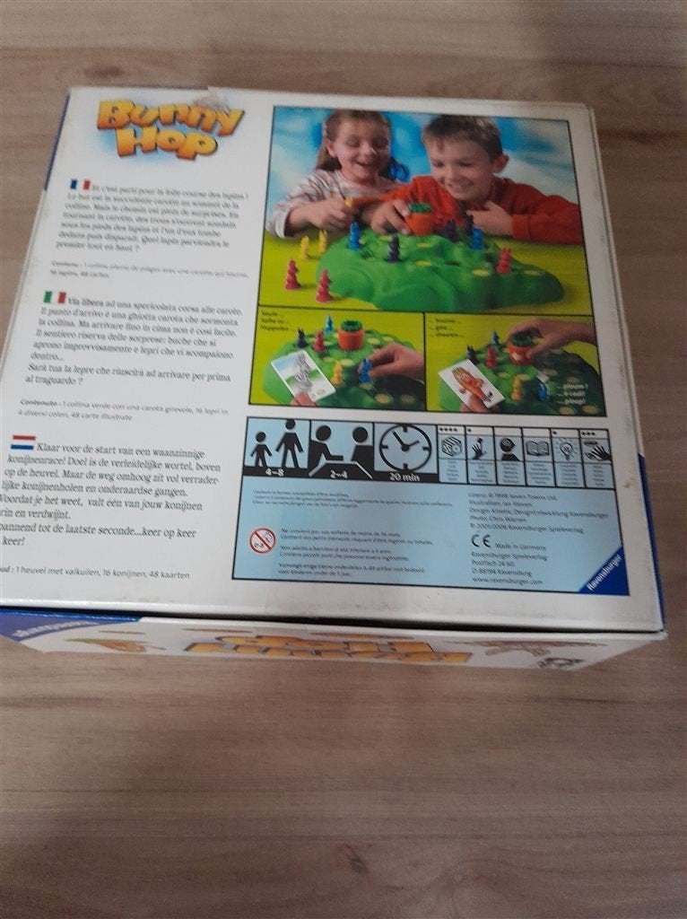 Bunny Hop - s3316, Hobby en Vrije tijd, Gezelschapsspellen | Bordspellen, Verzenden, Zo goed als nieuw